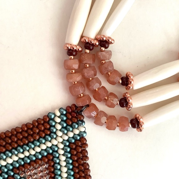 Sunstone hairpipe tribal choker fringed necklace with handmade beaded pendant - Picture 3 of 6